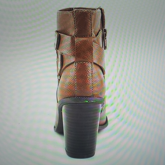 Bar III Ankle Fashion Boots (BRAND NEW!!!) - Picture 3 of 6